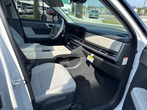 New 2026 Hyundai Santa Fe SE image 13