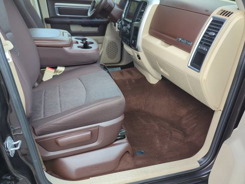 Used 2017 RAM 1500 Big Horn AWD/4WD image 42