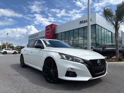 Used 2022 Nissan Altima 2.5 SR w/ Midnight Edition Package