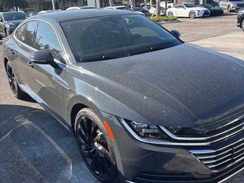 Used 2020 Volkswagen Arteon SE image 2