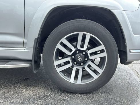 Used 2015 Toyota 4Runner Limited AWD/4WD image 15