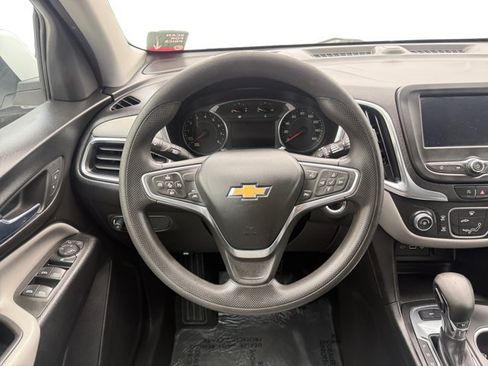 Used 2022 Chevrolet Equinox LT AWD/4WD image 14