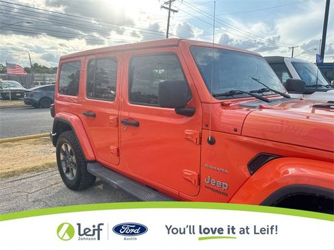 Used 2018 Jeep Wrangler Unlimited Sahara w/ Safety Group image 35