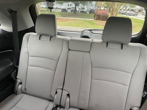Used 2017 Honda Pilot EX-L image 14