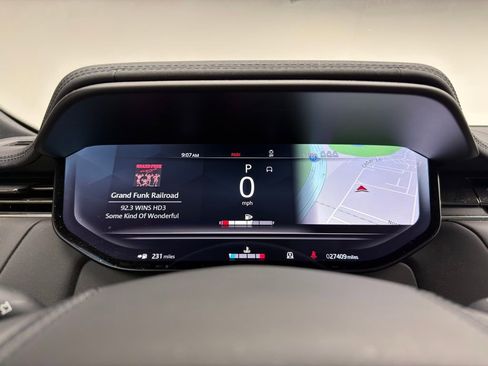 Used 2023 Land Rover Range Rover Sport SE image 12