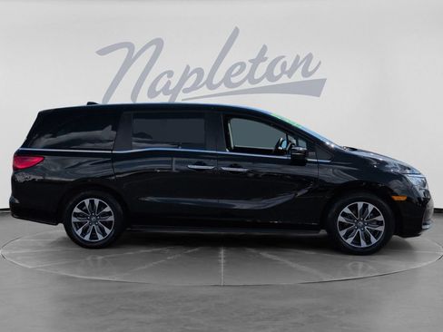 Used 2023 Honda Odyssey EX-L image 9