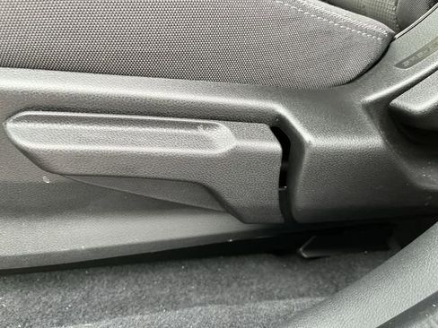 Used 2024 Subaru Crosstrek 2.0i Premium image 16