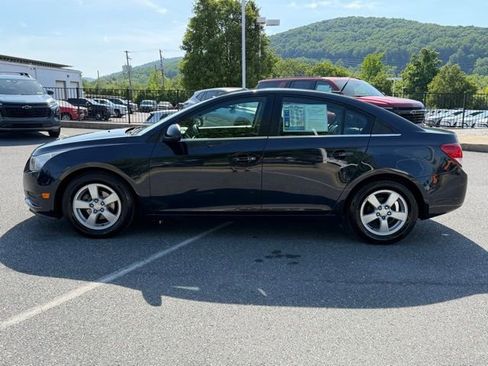 Certified 2014 Chevrolet Cruze LT FWD image 9