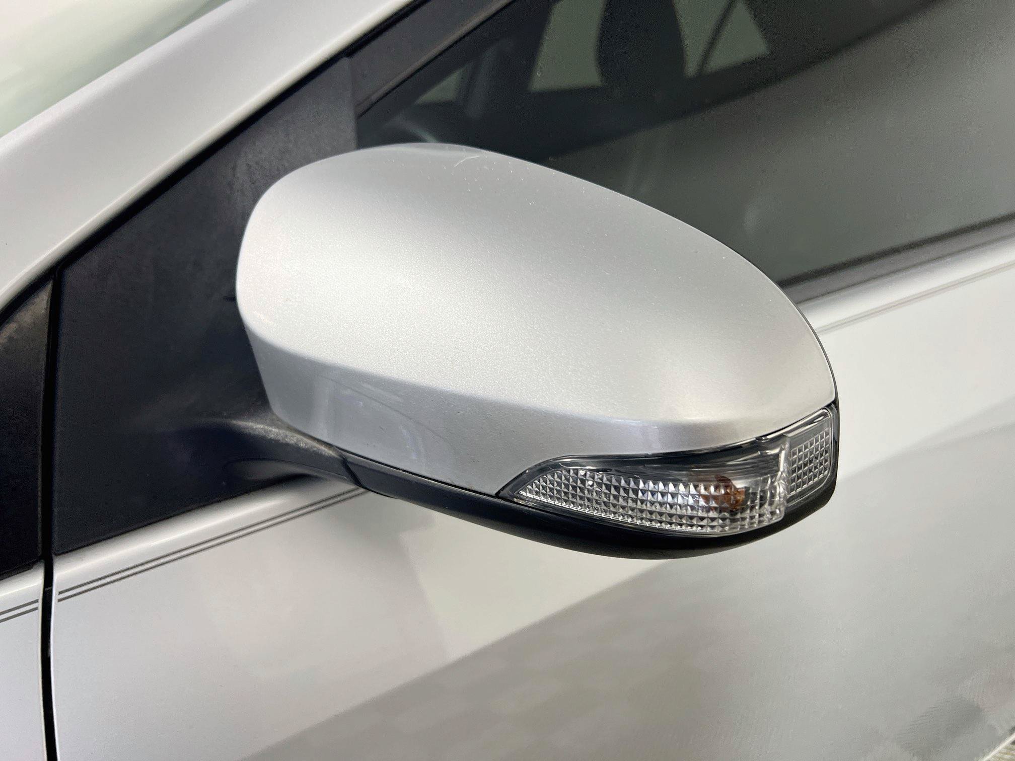 Used 2017 Toyota Corolla SE FWD image 13
