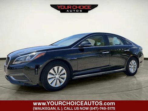 Used 2016 Hyundai Sonata SE FWD image 1