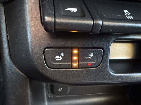 Used 2017 Chevrolet Colorado Z71 image 35