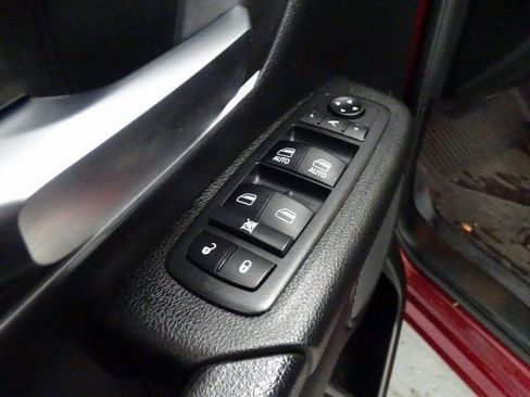 Used 2019 RAM 1500 Big Horn image 10