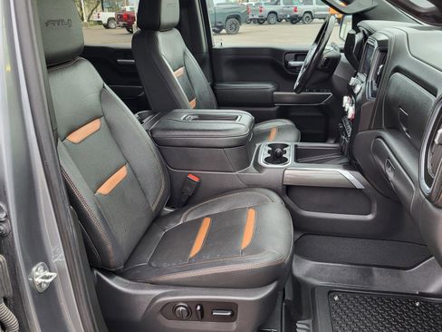 Used 2021 GMC Sierra 1500 AT4 w/ AT4 Preferred Package image 10