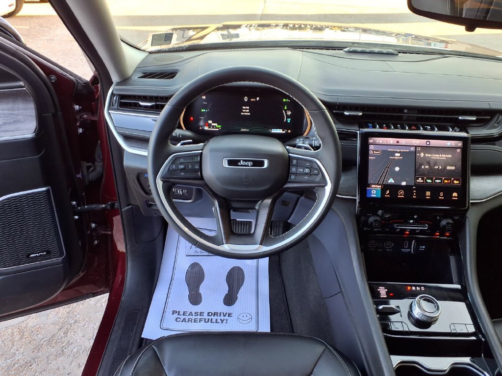 Used 2022 Jeep Grand Cherokee Limited 4xe AWD/4WD image 3