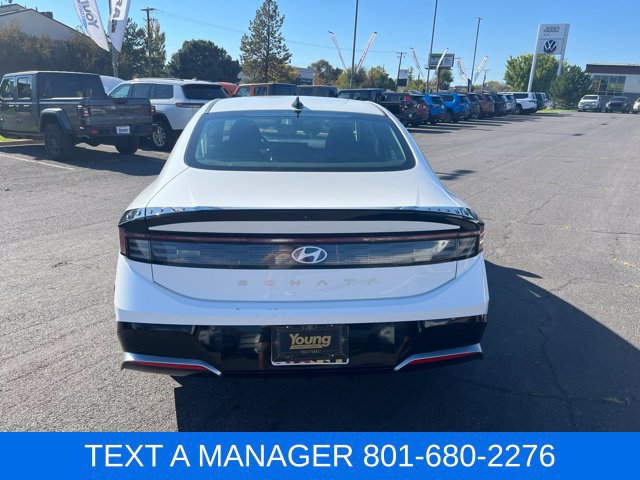 Used 2025 Hyundai Sonata SEL FWD image 4