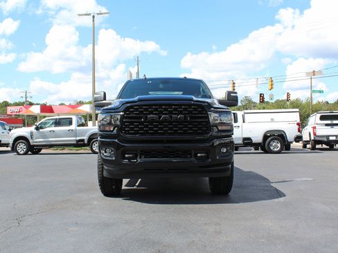 Used 2024 RAM 2500 Big Horn w/ Night Edition image 8