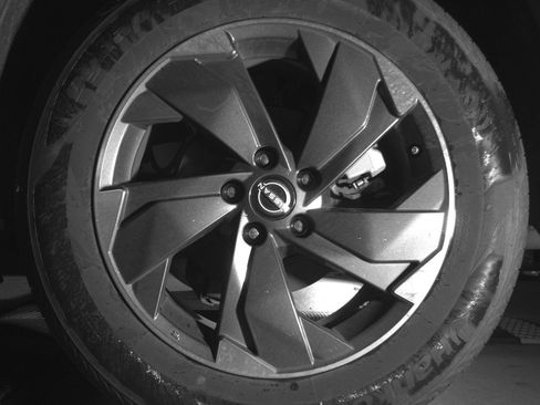 Used 2025 Nissan Rogue SV AWD/4WD image 14