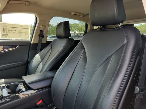 Certified 2023 Lincoln Nautilus FWD image 14