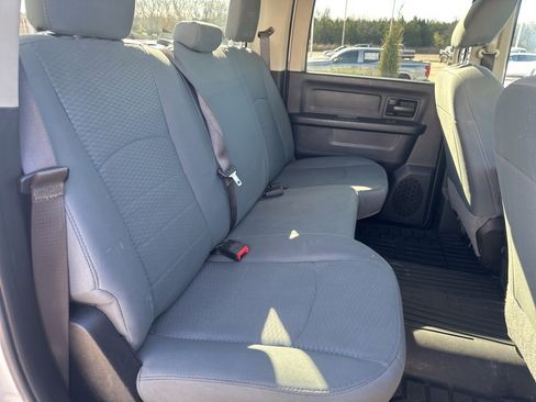 Used 2018 RAM 2500 Tradesman w/ Chrome Appearance Group image 20