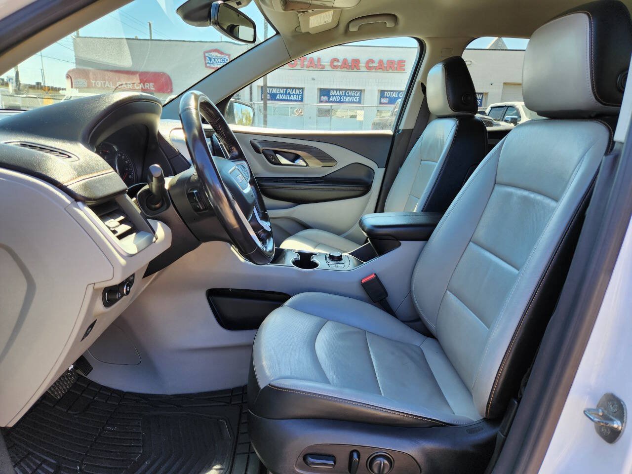 Used 2020 GMC Terrain SLT AWD/4WD image 12