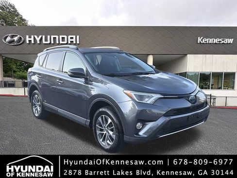Used 2016 Toyota RAV4 XLE w/ Convenience Package AWD/4WD image 1
