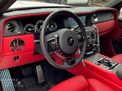 Certified 2022 Rolls-Royce Cullinan image 14