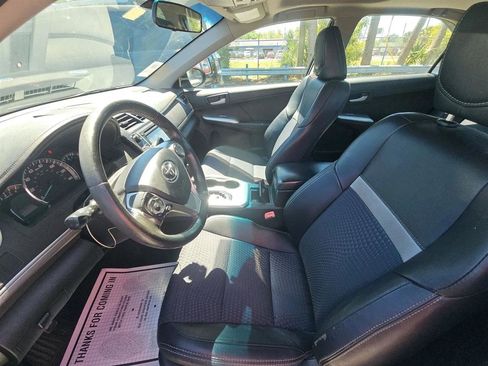 Used 2012 Toyota Camry SE image 7