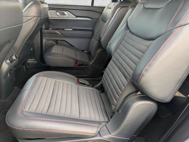 New 2026 Ford Explorer ST-Line w/ ST-Line Street Pack RWD image 14