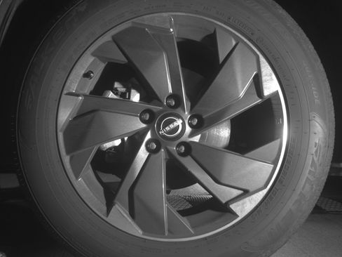 Used 2025 Nissan Rogue SV image 12