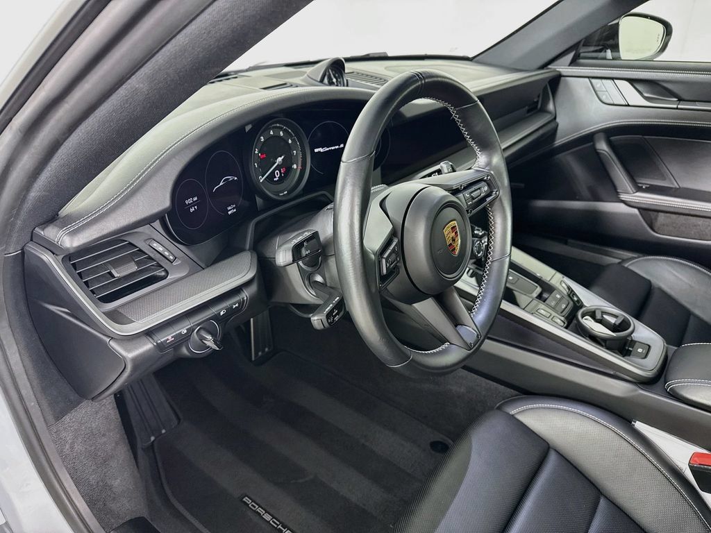 Certified 2023 Porsche 911 Carrera S RWD image 4