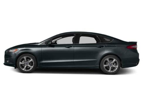 Used 2015 Ford Fusion SE image 3