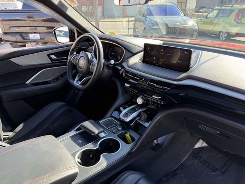 Used 2023 Acura MDX A-Spec image 11