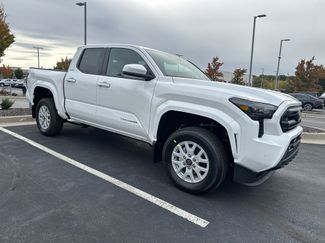 New 2025 Toyota Tacoma SR5 video 2