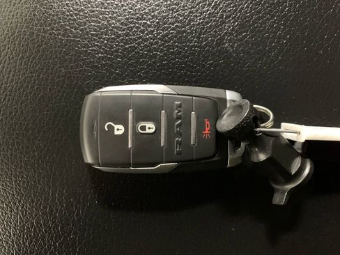 Used 2020 RAM 1500 Big Horn image 34