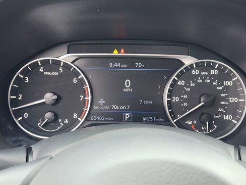 Used 2024 Nissan Altima 2.5 SV FWD image 14