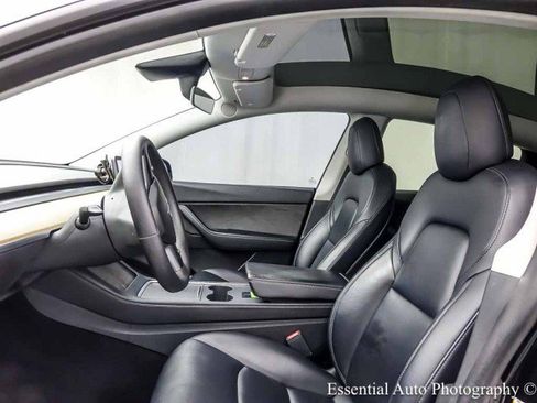 Used 2021 Tesla Model Y Long Range AWD/4WD image 12
