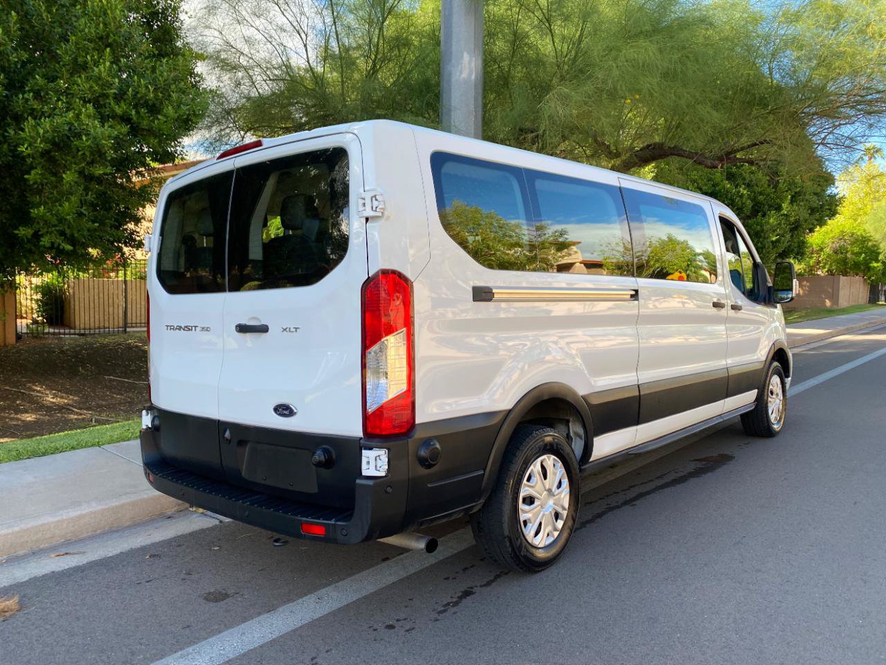 Used 2024 Ford Transit 350 XLT RWD image 5