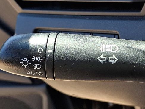 Used 2025 Nissan Altima 2.5 SV FWD image 26