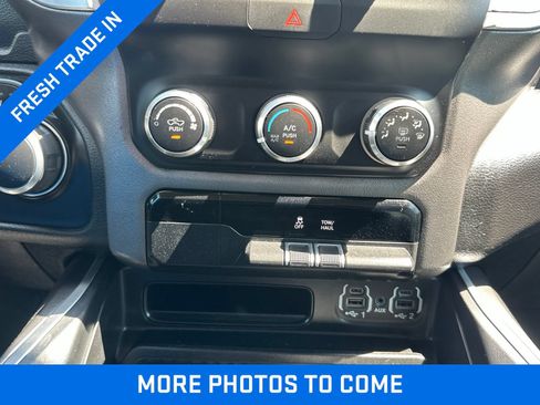 Used 2020 RAM 1500 Big Horn AWD/4WD image 1