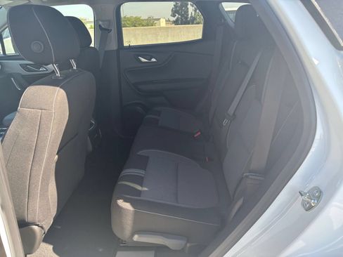 Used 2026 Chevrolet Blazer LT FWD image 25