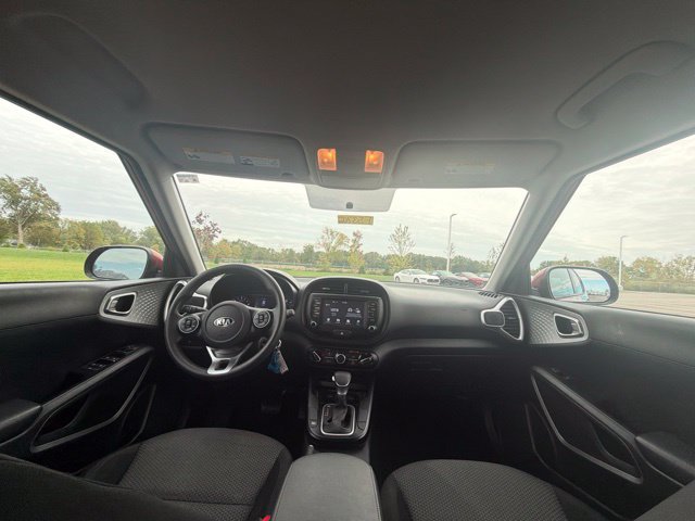 Used 2021 Kia Soul LX FWD image 14