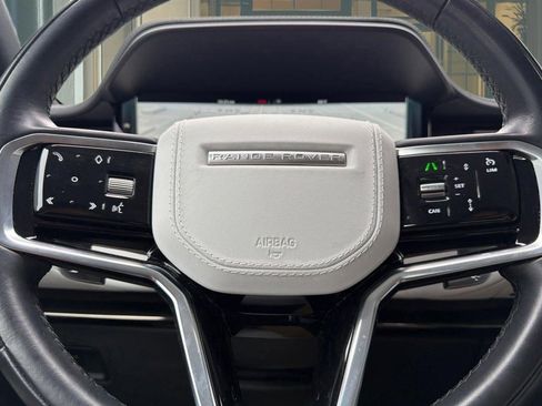 Used 2023 Land Rover Range Rover Sport SE AWD/4WD image 18