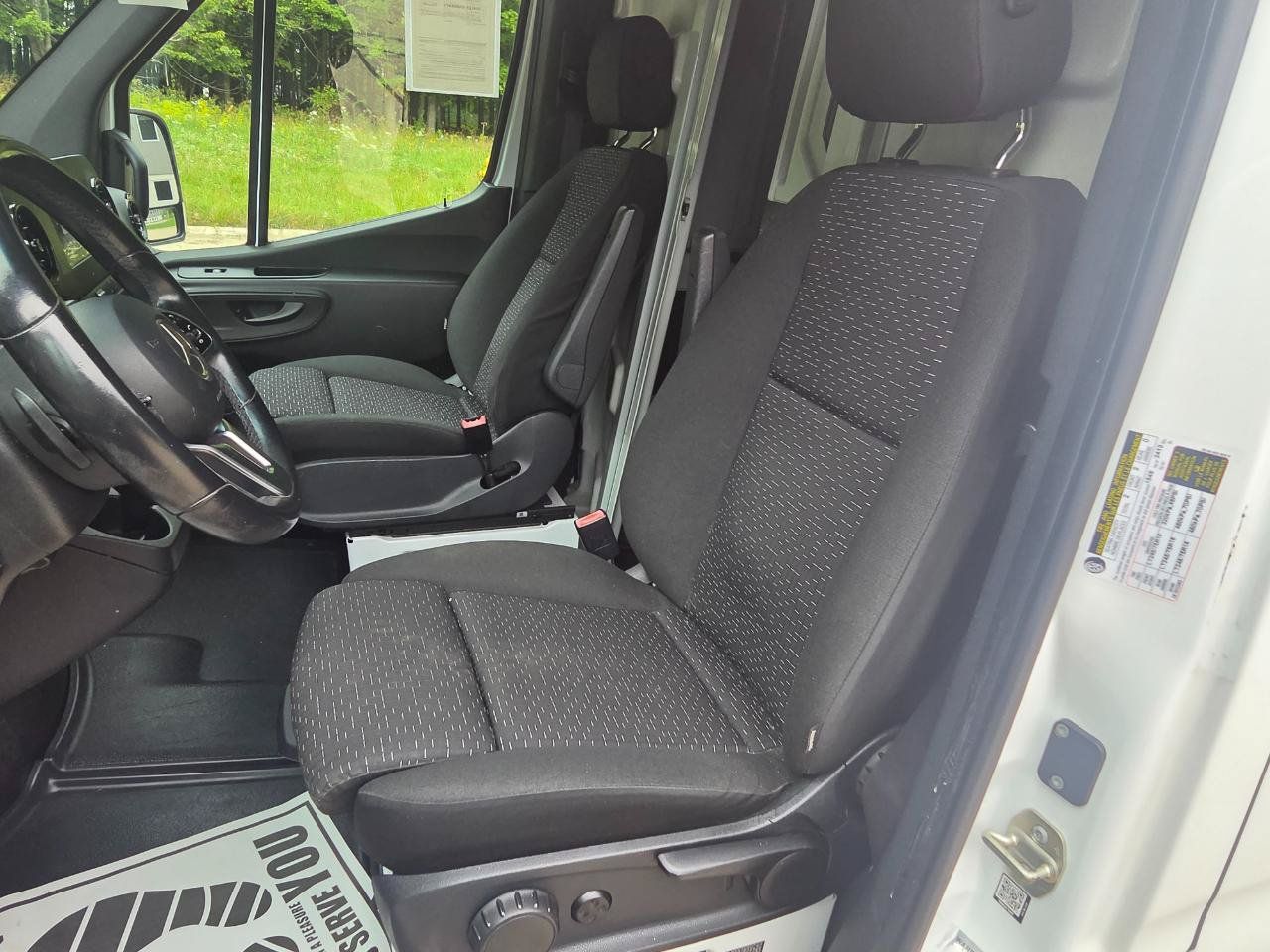 Used 2020 Mercedes-Benz Sprinter 2500 w/ Driver Convenience Package image 22
