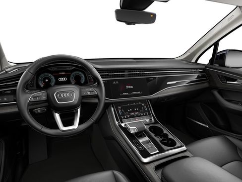 Certified 2023 Audi Q7 2.0T Premium Plus AWD/4WD image 3