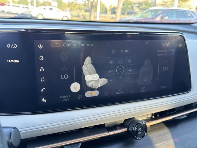 Certified 2024 Nissan Ariya AWD image 34