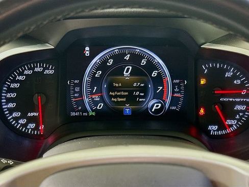 Used 2016 Chevrolet Corvette Stingray Coupe RWD image 9