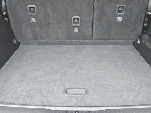 Used 2023 Jeep Grand Cherokee Limited w/ Trailer Tow Prep Group (B) RWD image 36