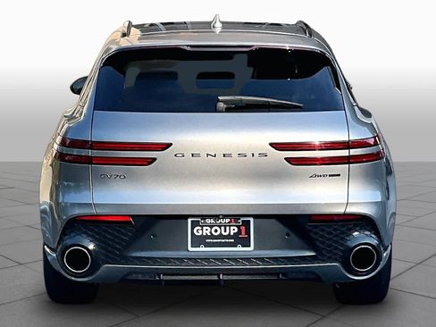 Used 2022 Genesis GV70 3.5T Sport w/ Sport Prestige Package AWD/4WD image 5