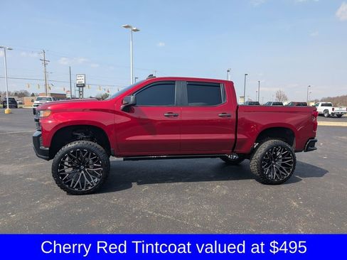 Used 2021 Chevrolet Silverado 1500 Custom Trail Boss w/ LPO, Dark Essentials Package image 5