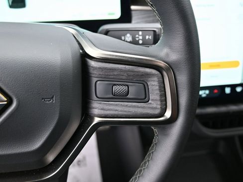 Used 2022 Rivian R1S Launch Edition image 16